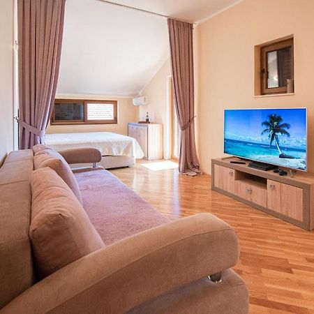 Boka Apartment Baošići Exteriör bild