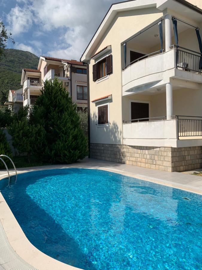 Boka Apartment Baošići Exteriör bild