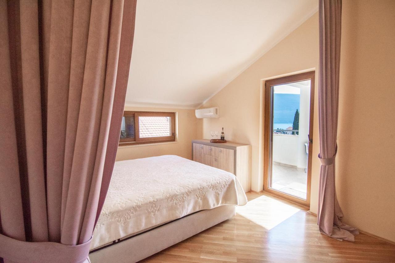 Boka Apartment Baošići Exteriör bild