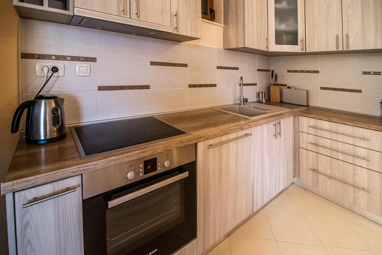 Boka Apartment Baošići Exteriör bild